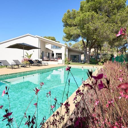 Casa Brisa Boutique Guest House - Gay Men Only Sant Pere De Ribes Exterior photo